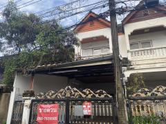 ขายทาวน์เฮ้าส์ 2 ชั้น ซอยพระยาสุเรนท์ 29 บางชัน มีนบุรี