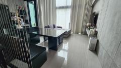 ขายทาวน์โฮม 3ชั้นครึ่ง เพดานห้องนั่งเล่นสูง 6 ม. มีสวนหลังบ้าน “ออเธน ลาดพร้าว-นาคนิวาส” เขตลาดพร้าว กรุงเทพ