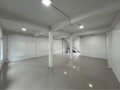 ให้เช่าอาคารสำนักงาน 3ชั้น ย่านบางมด จอมทอง  2คูหา ริมถนนสุขสวัสดิ์  แยกบางประแก้ว