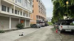 ขายอาคารพาณิชย์ใหม่ 4 ชั้นครึ่ง (มีชั้นลอย) ติดถนนเศรษฐกิจ 1 – คลองมะเดื่อ อำเภอกระทุ่มแบน จังหวัดสมุทรสาคร-202511062127211762439241944.jpg