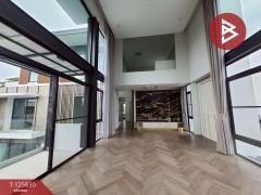 ขาย/เช่า บ้านเดี่ยวสุดหรู 3 ชั้น หมู่บ้านนันทวัน ศรีนครินทร์ สะพานสูง กรุงเทพมหานคร-202511070934421762482882644.jpg