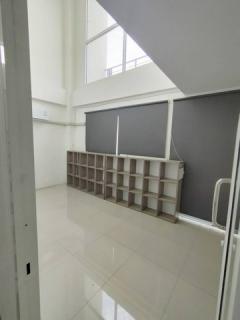 ให้เช่าโฮมออฟฟิต4ชั้นห้องมุม300ตร.ม.ย