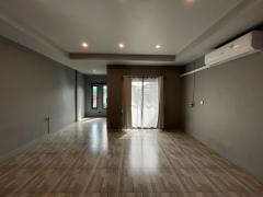 P1581-ขาย-ให้เช่า-ทาวน์โฮม-ลาดพร้าว-124-สไ