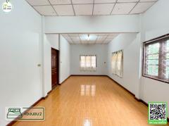 บ้านเดี่ยวครึ่งตึกครึ่งไม้ หน้ากว้างติดถนน ราคาถูก ใกล้องศ์การส่วนตำบลบ้านด่าน,ปั๊มน้ำมัน,อื่นๆ-202511071400021762498802076.jpg