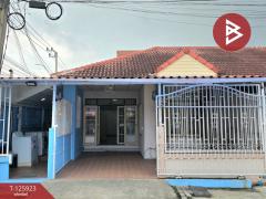 ขายทาวน์เฮ้าส์หลังริม-หมู่บ้านลัดด