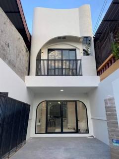 ทาวน์เฮ้าส์ 2 ชั้น ทำเลดี ใกล้ศาลากลางจังหวัด ดอนแก้ว แม่ริม 