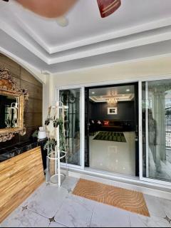 ให้เช่าทาวน์เฮ้าส์​ หมู่บ้านฝนทองนิเวศน์​ 33 ตร.ว​ 2​ ชั้น​ 5 นอน​ 4 น้ำ​ ใกล้​ BTS​ พหลโยธิน​ 59-202511081130181762576218424.jpg