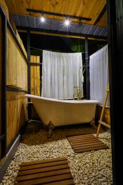 ราคาถูกมาก!! ให้เช่า/เซ้งกิจการรีสอร์ท พร้อมสวนกาแฟ 20 ไร่ ติดลำธาร ภูเขา ติดทางหลวง อ.ดอยสะเก็ด จ.เชียงใหม่-202511101815501762773350448.jpg