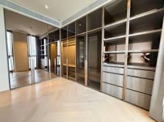 ขาย คอนโด เดอะ รีเซิร์ฟ สาทร ขนาด 182 ตรม. 4 ห้องนอน ราคา 65,000,000 บาท