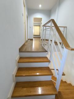 ขายให้เช่า 20,000 บาท / เดือน ทาว์โฮม  3 ชั้น หมุ่บ้านกลางเมือง สุขสวัสดิ์ ติดรถไฟฟ้าหมู่บ้านติด Home pro สุขสวัสดิ์ รีโนเวทใหม่-202511111049211762832961430.jpg