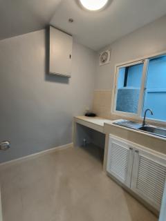 ขายให้เช่า 20,000 บาท / เดือน ทาว์โฮม  3 ชั้น หมุ่บ้านกลางเมือง สุขสวัสดิ์ ติดรถไฟฟ้าหมู่บ้านติด Home pro สุขสวัสดิ์ รีโนเวทใหม่-202511111049241762832964594.jpg