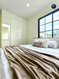 ขายถูกมาก!! บ้านเดี่ยวชั้นเดียว สร้างใหม่ ทำเลทอง อ.เมือง จ.กระบี่ ใกล้เซ็นทรัล แม็คโคร พร้อมของแถวกว่า 1 แสน-202511111654001762854840458.jpg