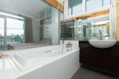 ให้เช่า คอนโด เดอะ ไฮท์ ทองหล่อ บีทีเอส ทองหล่อ The Height Thonglor BTS Thonglor 136.92ตรม ชั้น4 2นอน 2น้ำ มีเฟอร์นิเจอร์ครบ-202511120430531762896653884.jpg