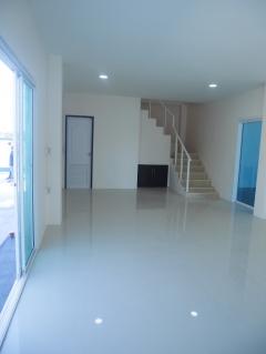 ให้เช่า โกดัง M1405 ลาดหลุมแก้ว จ.ปทุมธานี 300 ตรม 150 ตรว-202511120527041762900024985.jpg