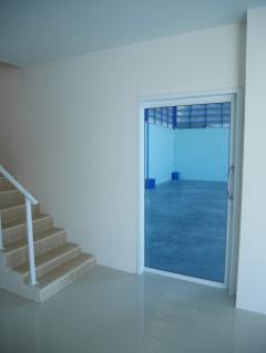 ให้เช่า โกดัง M1405 ลาดหลุมแก้ว จ.ปทุมธานี 300 ตรม 150 ตรว-202511120527061762900026044.jpg