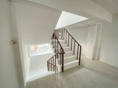 ขาย/ให้เช่า อาคารพาณิชย์ 3 ชั้นครึ่ง ทำเลทอง ท่าสะอ้าน บางปะกง ฉะเชิงเทรา-202511121435271762932927832.jpg