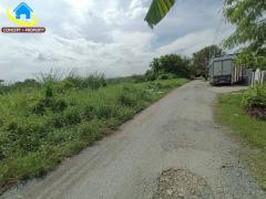 ขายที่ดิน 622 ตารางวา แบ่งแยกขายได้ 311 ตารางวา  ซอยเฉลิมพระเกียรติ ร.9 ซอย 30 แยก 14 ประเวศ