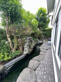 NG041 ขาย บ้านเดี่ยว สไตล์หรู Tha Palm Pattanakarn พร้อมเข้าอยู่-202511122032051762954325915.jpg