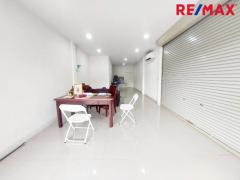 ขายตึกแถว 2 ชั้น เมืองนครปฐม ใกล้สำนักงานประกันสังคม สภาพใหม่-202511131632581763026378944.jpg