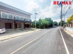 ขายตึกแถว 2 ชั้น เมืองนครปฐม ใกล้สำนักงานประกันสังคม สภาพใหม่-202511131633031763026383388.jpg