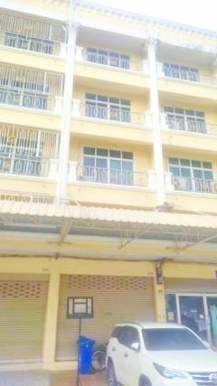 ตลาดสดไอยรา ให้เช่าอาคารพาณิชย์ 4.5 ชั้น 20 ตร.วา. 340 ตร.ม.พลาซ่า 2.2กม  3นอน ใกล้แมคโครคลองหลวง 