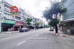 อาคารพาณิชย์ ปากซอยองครักษ์ 4 หลังมุม เนื้อที่ 12 ตรว. ถนนอำนวยสงคราม เขตดุสิต-202511151800271763204427015.jpg