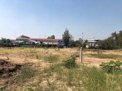 ขายที่ดินถมแล้ว 147 ตรว อยู่ในย่านชุมชน ลานกระบือ กำแพงเพชร ราคาขาย 1,600,000 บาท