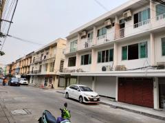 ขาย อพาร์ทเม้นท์ สาธุประดิษฐ์ 6 ทำเลเทพ แหล่งชุมชน แบ่งให้เช่าร้านอาหาร ออฟฟิศ ได้-202511161220221763270422837.jpg