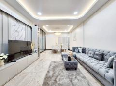 RM556 ให้เช่าบ้านหรู 6 ห้องนอน รัชดา ห้วยขวาง หลังเซนทรัล พระราม 9 ตกแต่งครบ หรูหรา พร้อมเข้าอยู่ทันที