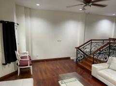 ให้เช่า ทาวน์โฮม 3 ชั้น โกลเด้น โฮม พาร์ควิลล์  ช่องนนทรี - สาทร ไลน์ไอดี ✅ @ibx7531n-202511170053311763315611086.jpg