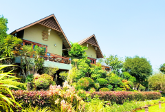 (ชัยนาท) บ้านพร้อมที่ดินขนาดใหญ่ ท่ามกลางธรรมชาติรายล้อม พร้อมสิ่งอำนวยความสะดวกครบครัน บนเนื้อที่กว่า 70 ไร่ และพื้นที่ใช้สอยกว่า 2,000 ตร.ม.