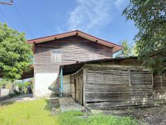 ขายบ้านนราธิวาส บ้านเดี่ยวครึ่งปูนครึ่งไม้-202511171343031763361783701.jpg