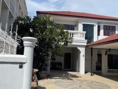 ให้เช่าบ้านเดี่ยว 2 ชั้น 90 ตร.ว. ถนนพระรามที่ 5 ซอยราชวิถี 32 รีโนเวทใหม่ทั้งหลัง