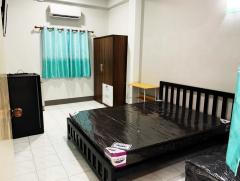 อพาร์ทเมนท์ให้เช่า เจเอส เรสซิเดนซ์ ใกล้โลตัส วิทยาลัยเทคนิค ศูนย์ราชการจังหวัด อ.เมืองยโสธร เฟอร์นิเจอร์พร้อมเครื่องใช้ไฟฟ้า ราคาเริ่มต้นเพียง 2000 บาท-202511181022351763436155383.jpg