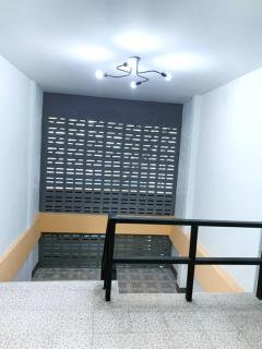 อพาร์ทเมนท์ให้เช่า เจเอส เรสซิเดนซ์ ใกล้โลตัส วิทยาลัยเทคนิค ศูนย์ราชการจังหวัด อ.เมืองยโสธร เฟอร์นิเจอร์พร้อมเครื่องใช้ไฟฟ้า ราคาเริ่มต้นเพียง 2000 บาท-202511181023191763436199028.jpg