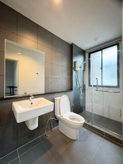 ขาย เช่าทาวน์โฮม 3 ชั้น โครงการ บ้านกลางเมือง ลาดพร้าว-เสรีไทย 52 ใกล้ทางด่วน กาญจนา-มอเตอร์เวย์ พร้อมเข้าอยู่-202511181809281763464168456.jpg