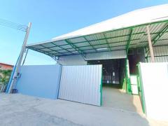 ตรมละ 70-75บาทถูกที่สุดในโลก  ให้เช่าโกดัง เกือบไร่ 800 ตร.ม รร.วัดบางกระดี่ 1 กม. ย่านพระราม 2 ตลาดบางกระดี่ 1.5 กม.ทำโรงงาน 