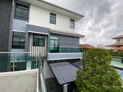 ขายบ้านเดี่ยว 3 ชั้น พร้อมสระว่ายน้ำ ทำเลดี  เขตสวนหลวง จังหวัดกรุงเทพมหานคร -202511190924051763519045768.jpg