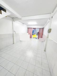 BTSพญาไท 450ม.ทำเลทองย่านพญาไท-เพชรบุรี ตลาดประตูน้ำ 1.9 กม. อาคาร 3ชั้น 14ตร.วา. 144 ตร.ม. 3 นอน 3น้ำ พญาไท