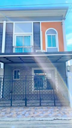 เดอะ พาซิโอ มอลล์ 2 กม.ให้เช่าพร้อมเฟอร์ฯ พระราม 9-กรุงเทพกรีฑาตัดใหม่ ARL บ้านทับช้าง 2.8กม. 2-3นอน ทาวน์เฮาส์ 2ชั้น 