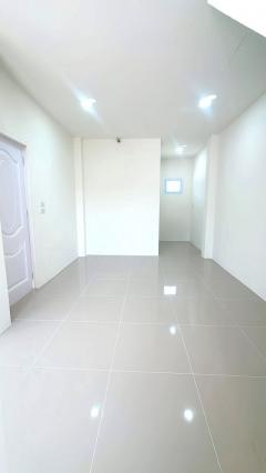 ขายบ้านเดี่ยวหรู 2 ชั้น บ้านศรีย้อย ต้นธง - ลำพูน บ้านใหม่สไตล์โมเดิร์น ของแถมจัดเต็ม ถูกมาก ใกล้ตัวเมืองลำพูน เชื่อมต่อเชียงใหม่-202511191420501763536850173.jpg