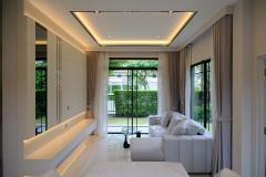 HOT PRICE ! บ้านสวยสภาพมือ 1 โซนหน้าสวนสาธารณะ พร้อมตกแต่งบิ้วอินทั้งหลัง เฟอร์ครบ พร้อมอยู่ได้ทันที-202511191448411763538521257.jpg