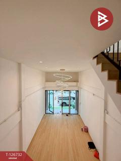 ขายอาคารพาณิชย์ 3 ชั้น เนื้อที่ 16 ตร.วา มีนบุรี กรุงเทพมหานคร-202511191614311763543671925.jpg