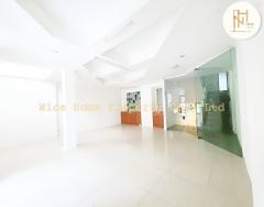 ขายโฮมออฟฟิศ ติดถนนสิรินธร สภาพสวย ทำเลดี ใกล้ตั้งฮั่วเส็ง -202511191924571763555097166.jpg