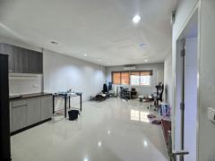 ให้เช่าทาวน์เฮ้าส์ หมู่บ้านดิเอ็กซ์คลูซีฟ พัฒนาการ44 ใกล้ BTS หัวหมาก พร้อมเข้าอยู่ 15 ธันวาคม 68 (N.1485)-202511201612421763629962165.jpg