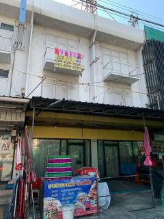 อาคารพาณิชย์ทำเลทอง 2 คูหา รามอินทรา กม.7 ถนนหลัก ติดแนวรถไฟฟ้าสายสีชมพู   ZB116