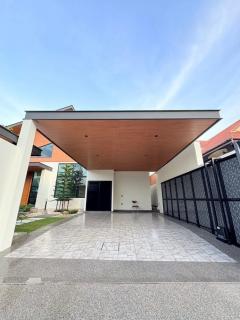 ขายบ้านพลูวิลล่าชั้นเดียว ซ.พัฒนา ( ใสยวน ) บ้านสวยพร้อมอยู่ ใกล้หาดราไวย์ ภูเก็ต-202511211129501763699390000.jpg