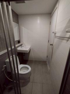 ขายพร้อมผู้เช่าฟีล คอนโด ลาดพร้าว 33 (Feel Condo Ladprao 33) 1 ห้องนอน ชั้น 5 27 ตร.ม. วิวไม่บล็อก ใกล้รถไฟฟ้าสายสีน้ำเงินสถานีลาดพร้าว ตกแต่งสวย เฟอร์นิเจอร์และเครื่องใช้ไฟฟ้าครบ-202511211142211763700141067.jpg