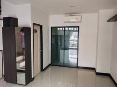 ขายทาวน์โฮม 3 ชั้น หมู่บ้านซิตี้พลัส หนองจอก 3 ห้องนอน 3 ห้องน้ำ ถ.ผดุงพันธ์ ติดตลาดสดหนองจอก ราคาถูกในย่านนี้-202511211433041763710384307.jpg