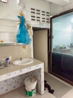 ขาย ถูกมาก อาคารพาณิชย์ 3.5 ชั้น ใจกลางเมืองนครปฐม-202511221133291763786009410.jpg